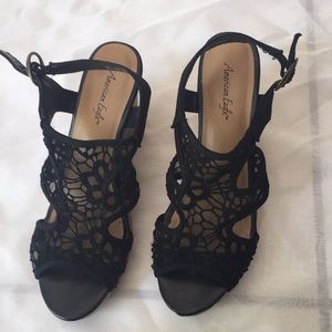American eagle wedges size 8 1/2 in black